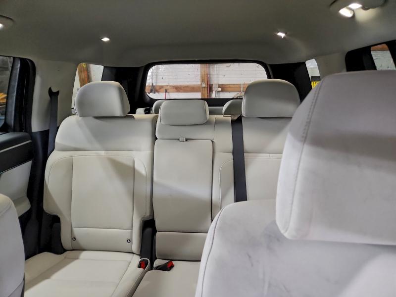 Фото 10 - HYUNDAI SANTA FE