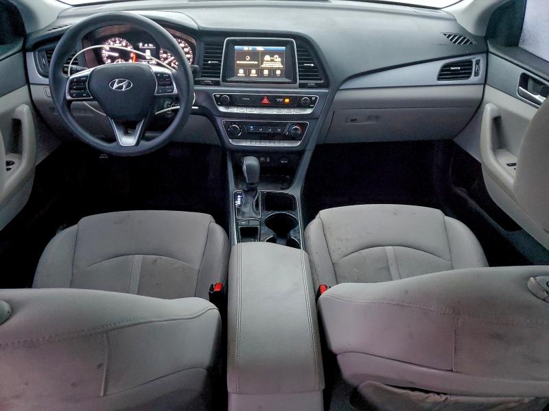 Фото 8 - HYUNDAI SONATA