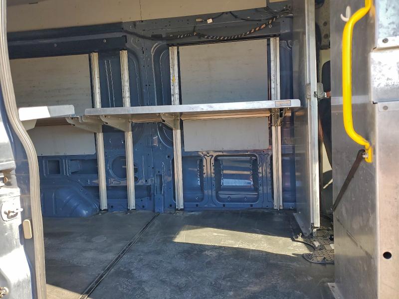 Фото 10 - FORD TRANSIT