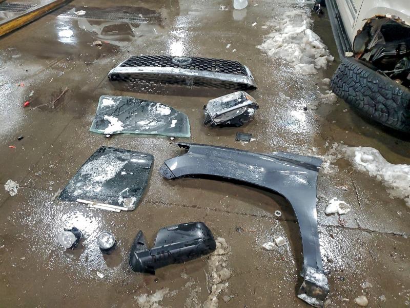 Фото 12 - TOYOTA TUNDRA