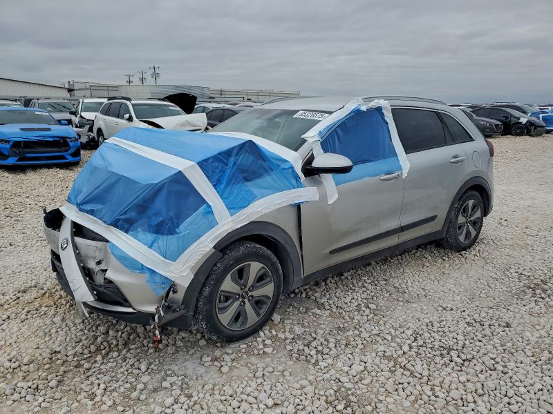 Фото 1 - KIA NIRO