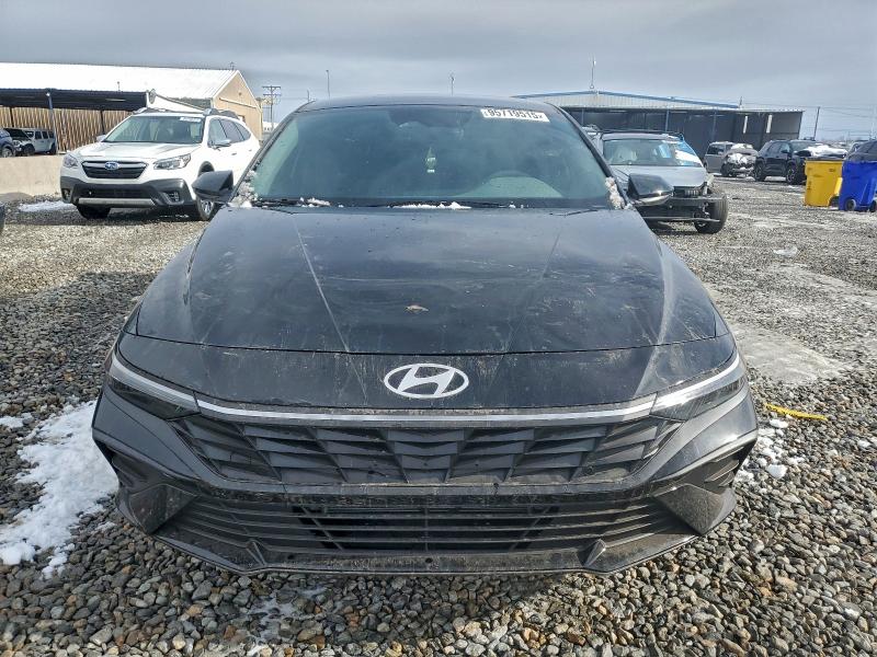 Фото 5 - HYUNDAI ELANTRA