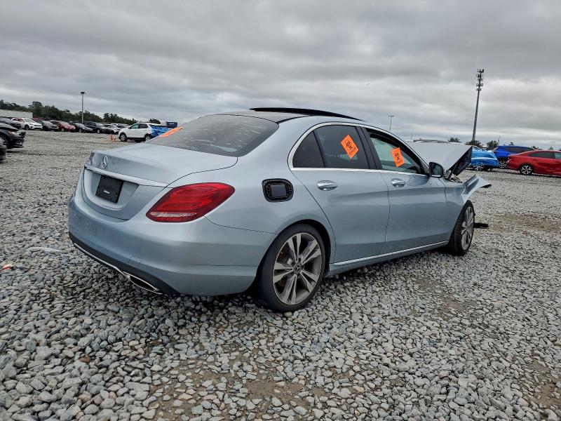 Фото 3 - MERCEDES-BENZ C-CLASS