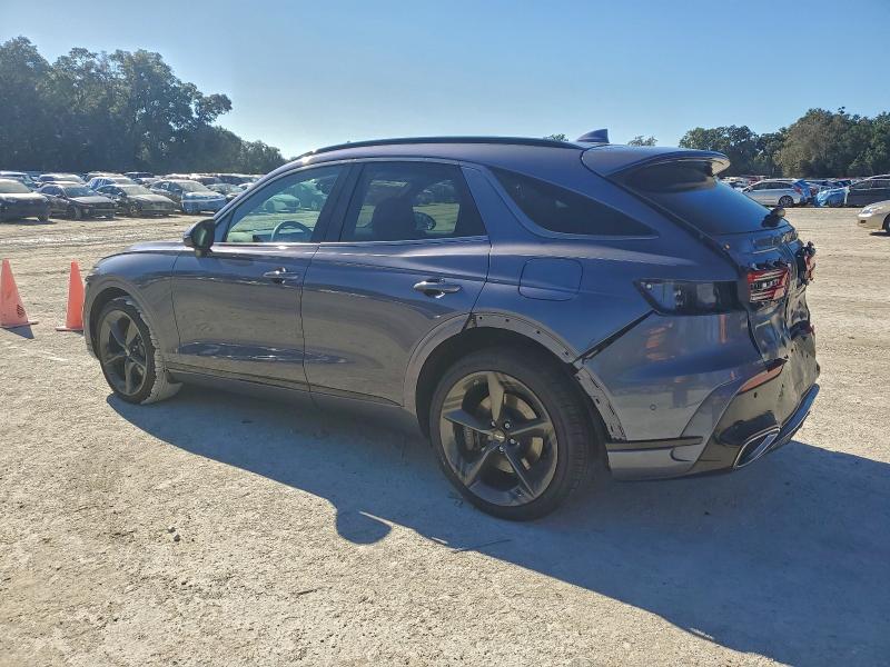 Фото 2 - GENESIS GV70 SPORT