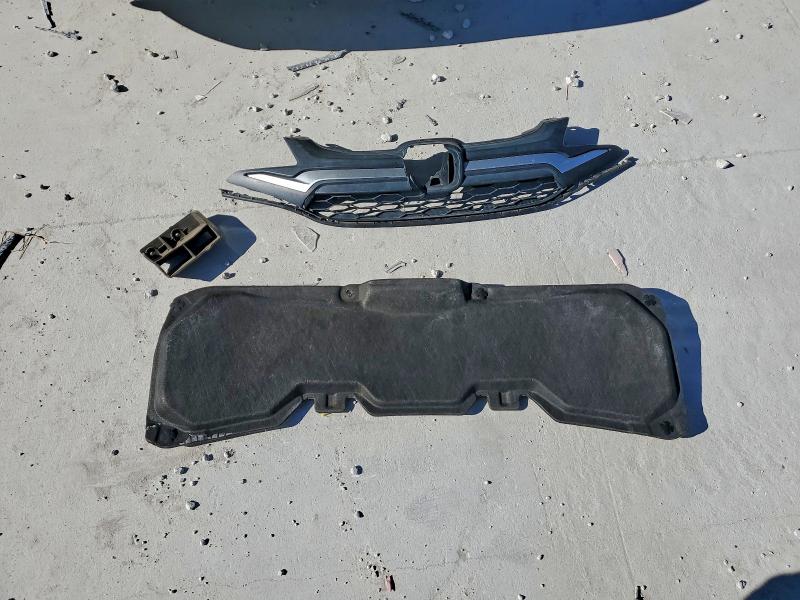 Фото 12 - HONDA FIT