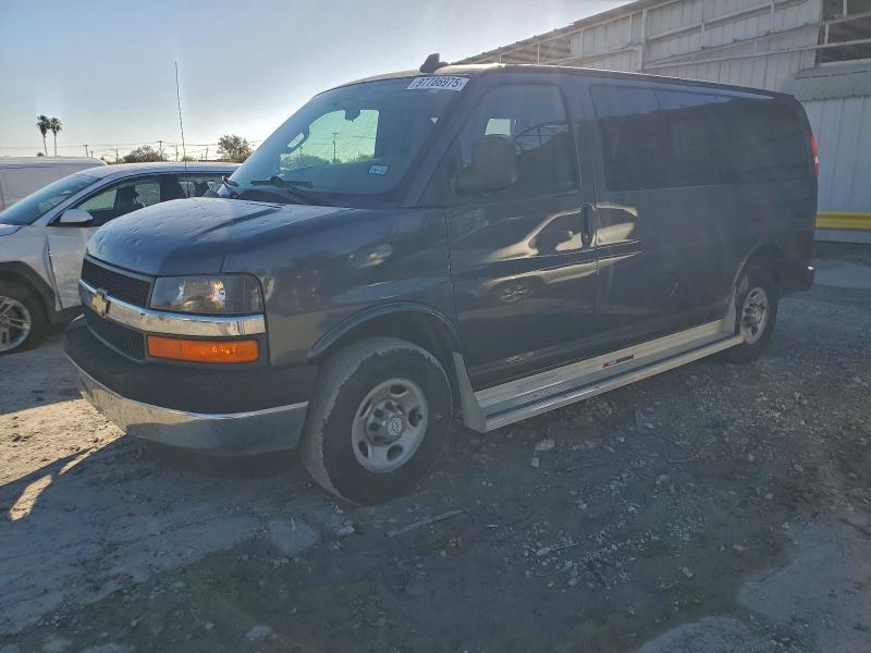 Фото 1 - CHEVROLET EXPRESS