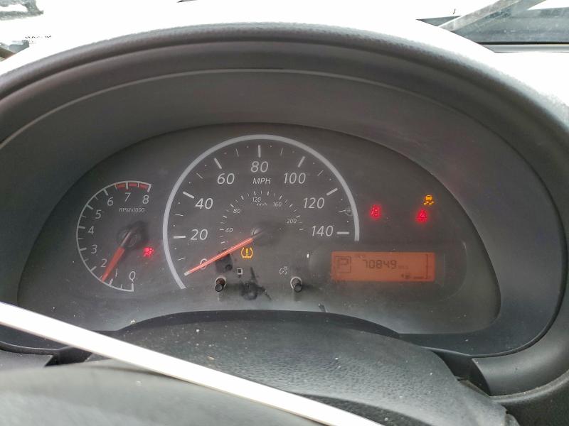 Фото 9 - NISSAN VERSA