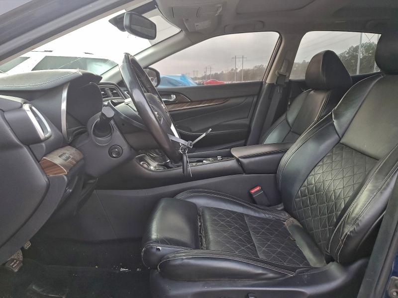 Фото 7 - NISSAN MAXIMA