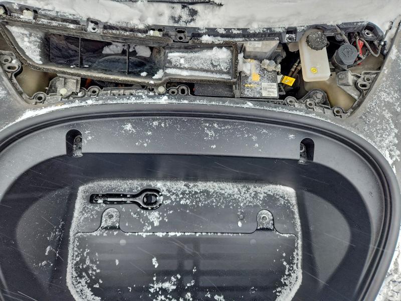 Фото 11 - TESLA MODEL 3