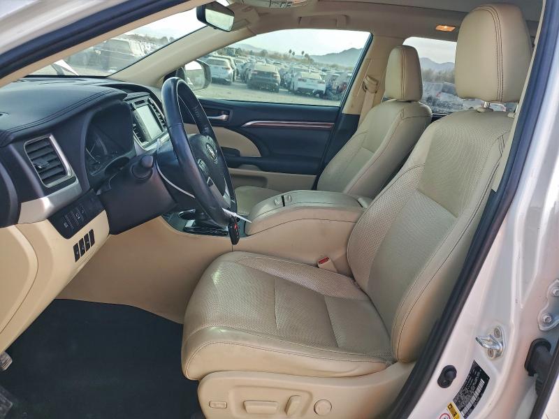 Фото 7 - TOYOTA HIGHLANDER