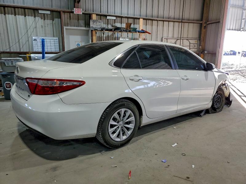 Фото 3 - TOYOTA CAMRY