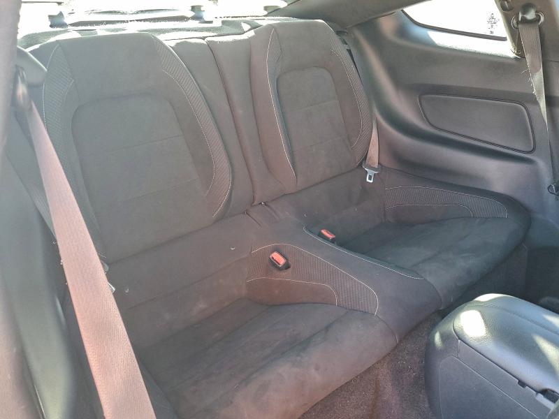 Фото 10 - FORD MUSTANG