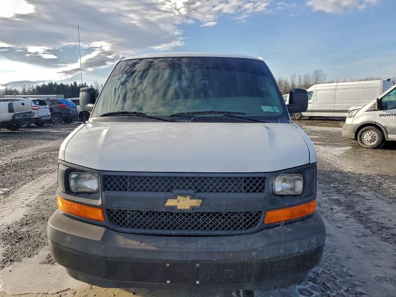 CHEVROLET EXPRESS 2017 VIN 1GCWGAFF0H1351195