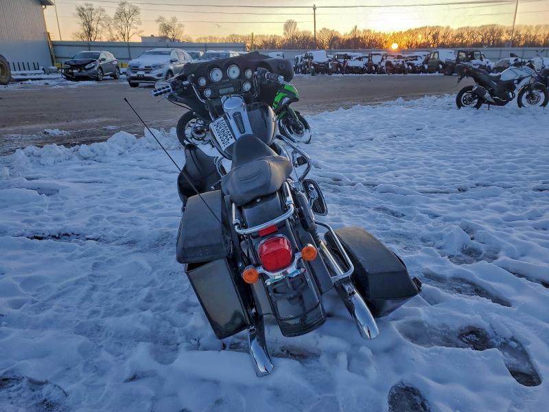 HARLEY-DAVIDSON FL 2008