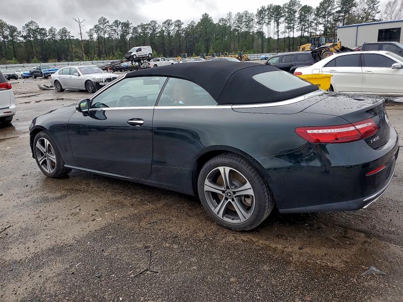 Фото 2 - MERCEDES-BENZ E-CLASS