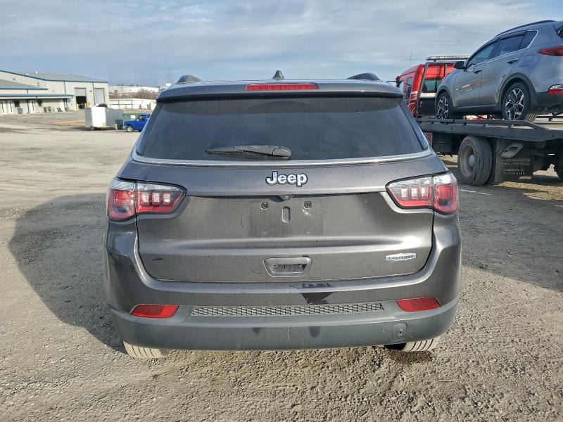 Фото 6 - JEEP COMPASS