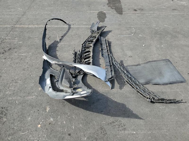 Фото 12 - HYUNDAI ELANTRA