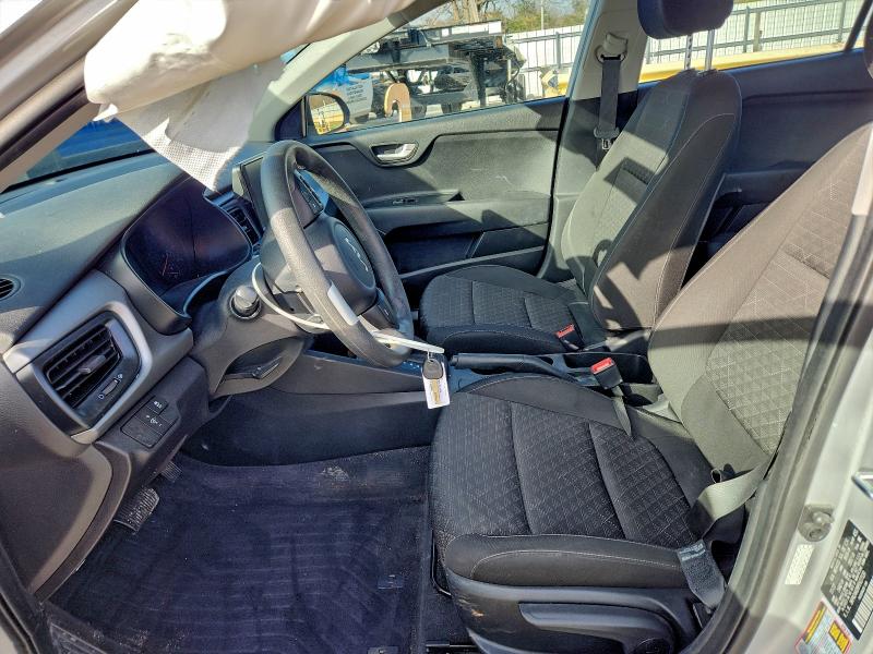 Фото 7 - KIA RIO