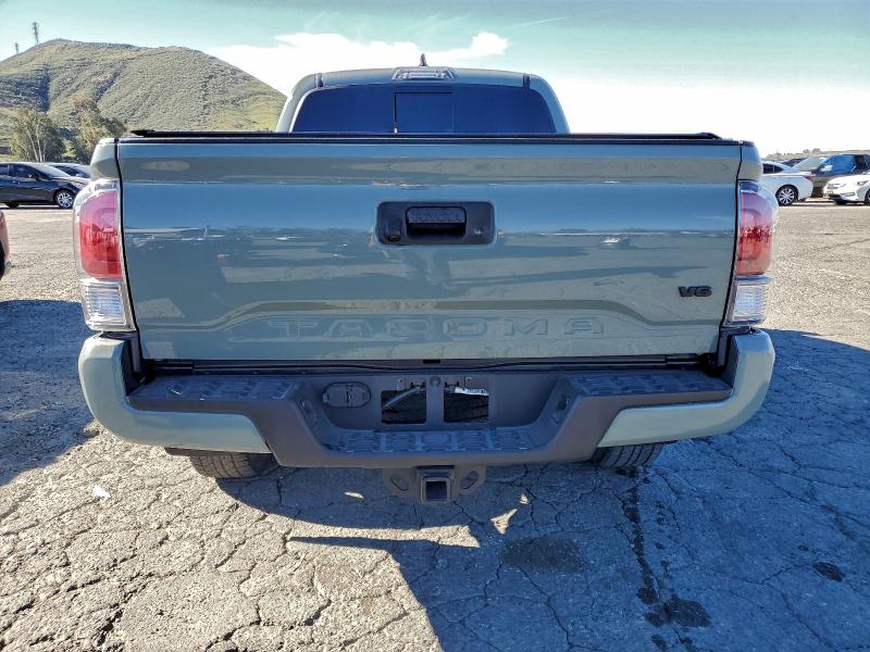 Фото 6 - TOYOTA TACOMA