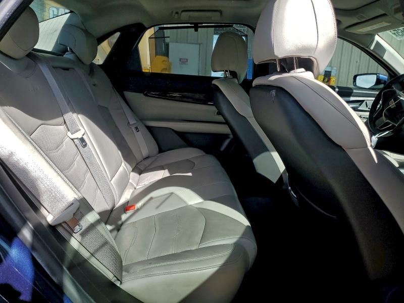 Фото 10 - CADILLAC CT6