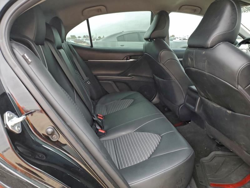 Фото 10 - TOYOTA CAMRY