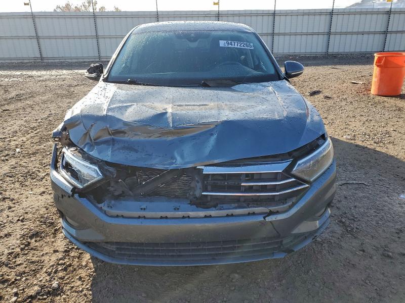 Фото 5 - VOLKSWAGEN JETTA