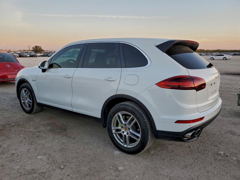 Фото 2 - PORSCHE CAYENNE
