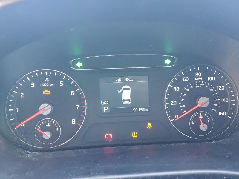 Фото 9 - KIA SORENTO