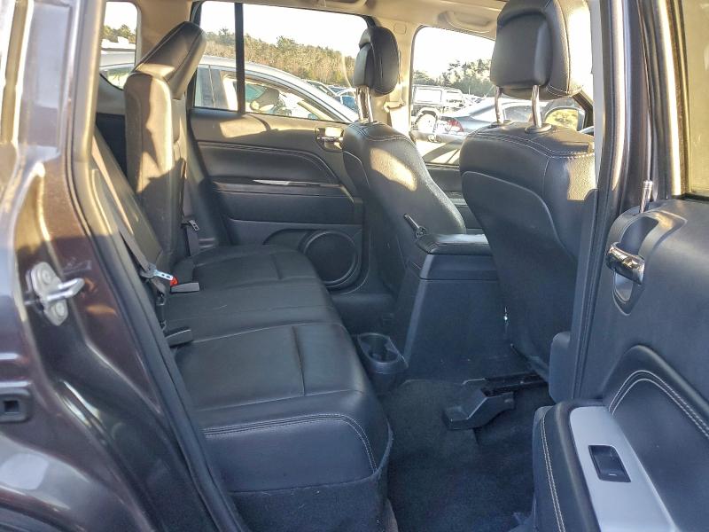 Фото 11 - JEEP COMPASS