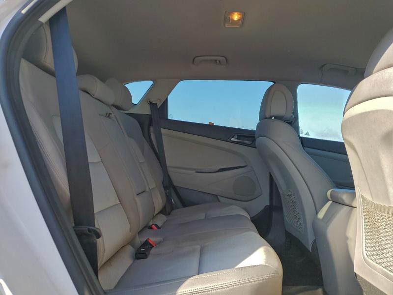 Фото 11 - HYUNDAI TUCSON