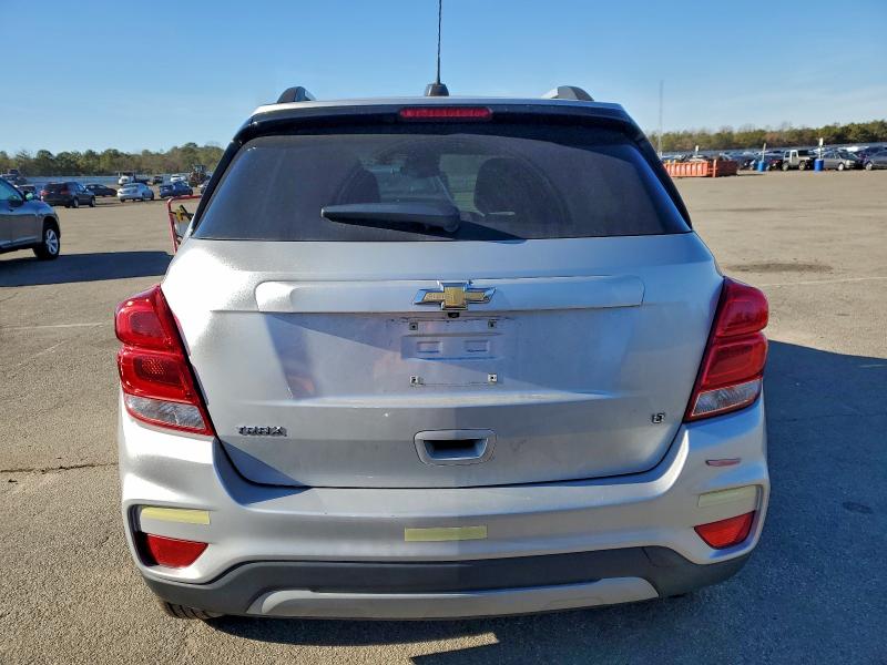 Фото 6 - CHEVROLET TRAX