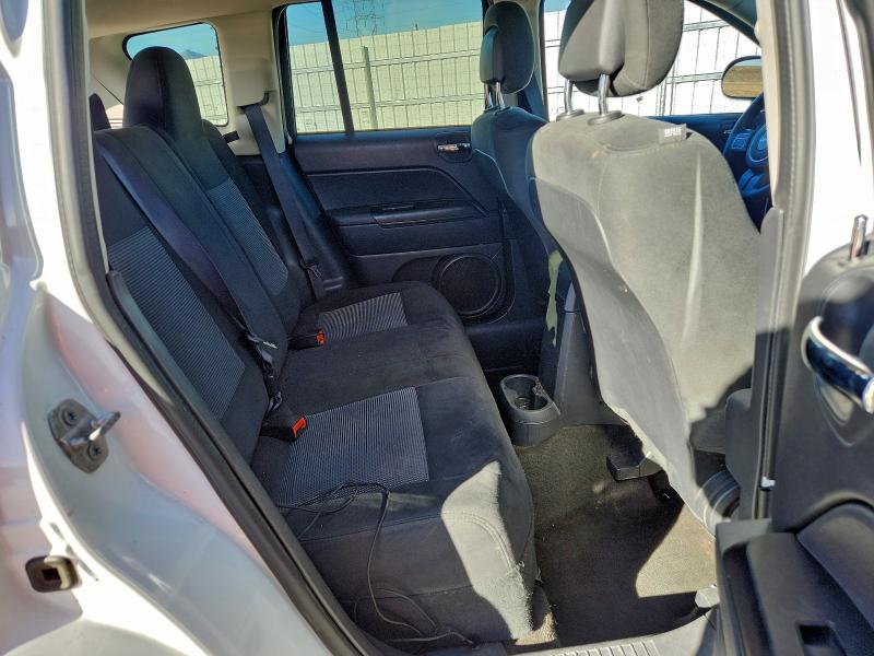 Фото 11 - JEEP COMPASS