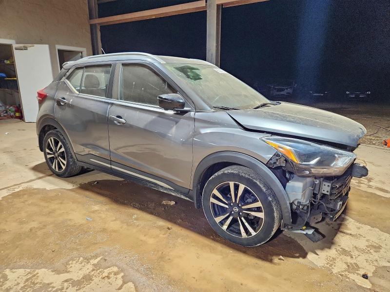 Фото 4 - NISSAN KICKS