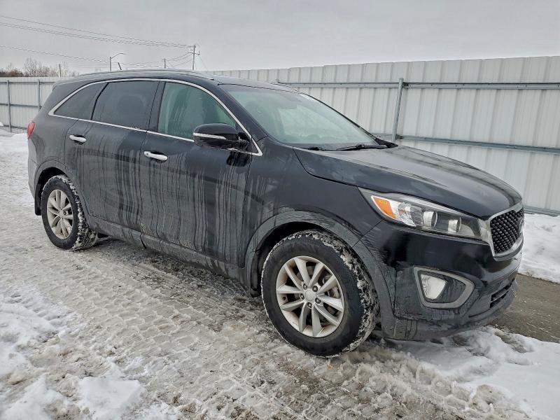 Фото 4 - KIA SORENTO