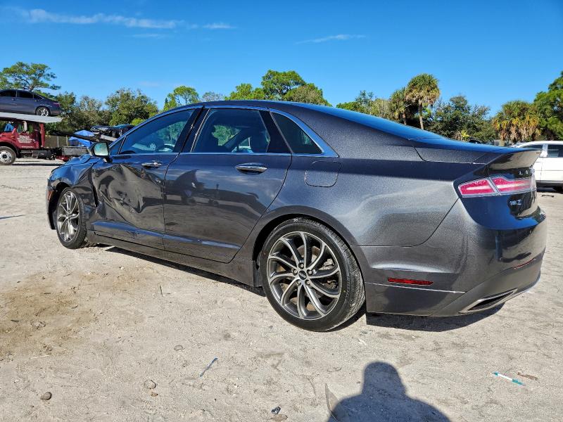 Фото 2 - LINCOLN MKZ