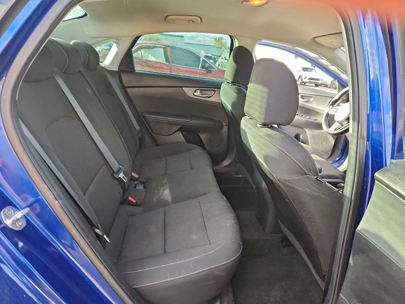 Фото 10 - KIA FORTE