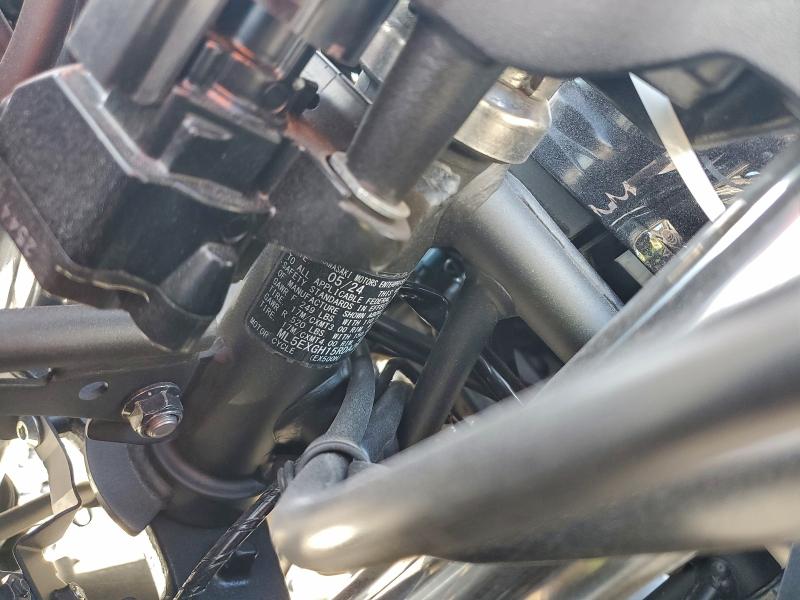 KAWASAKI EX500 H 2024