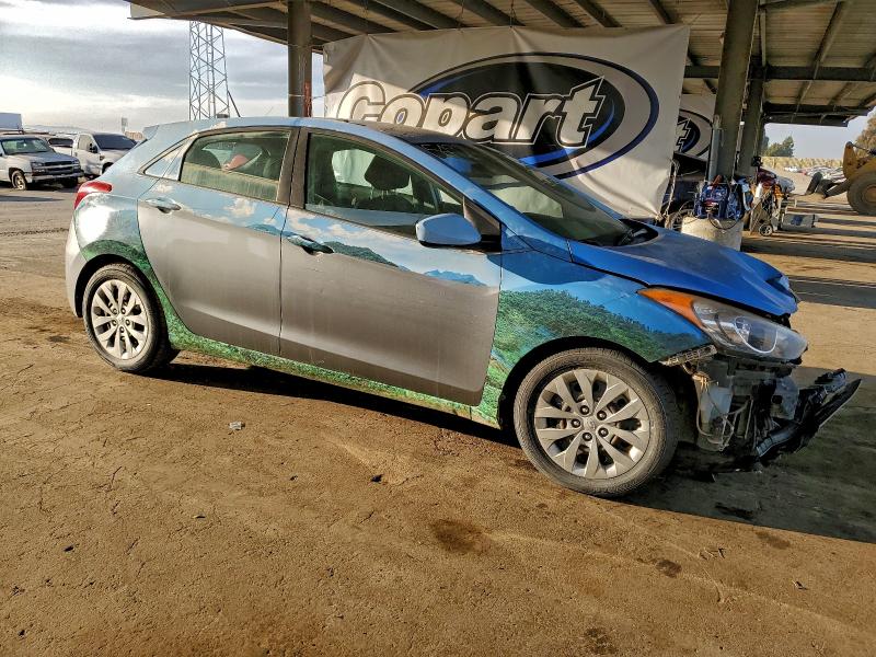 Фото 4 - HYUNDAI ELANTRA