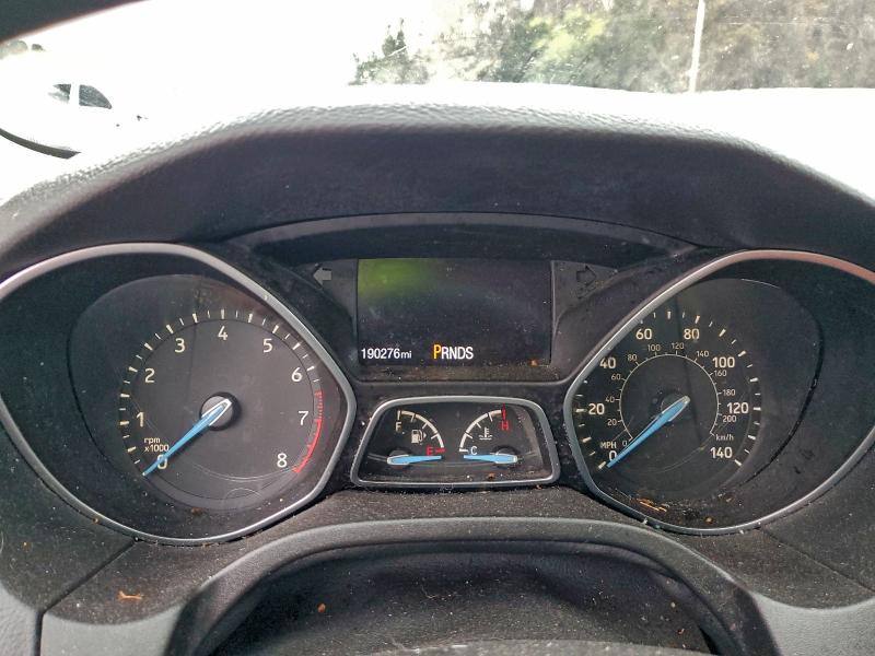 Фото 9 - FORD FOCUS