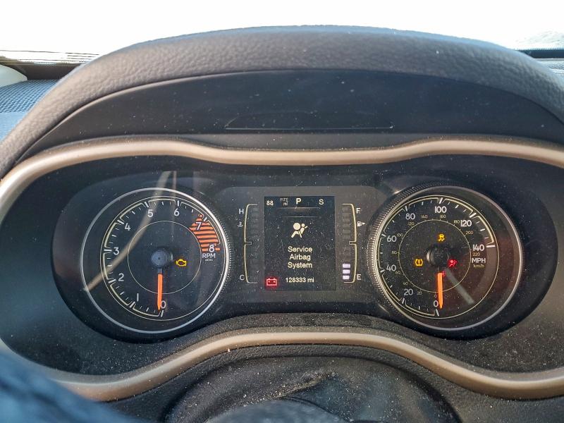 Фото 9 - JEEP GRAND CHER