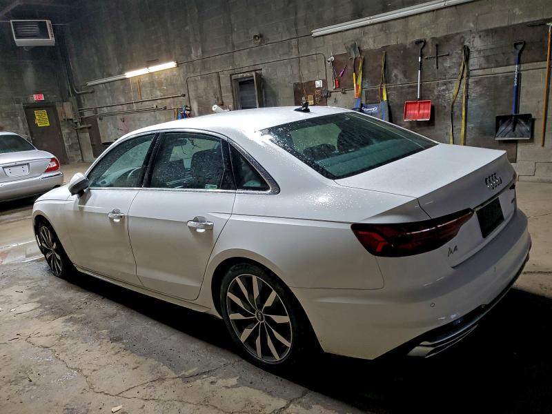 Фото 2 - AUDI A4