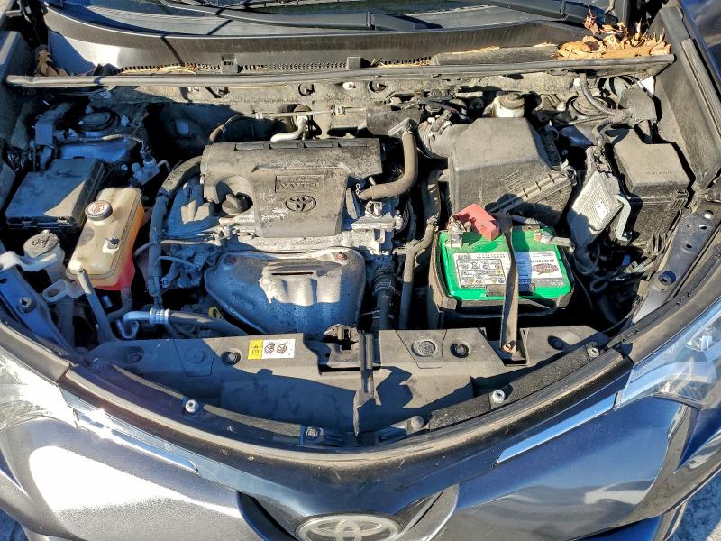 Фото 12 - TOYOTA RAV4