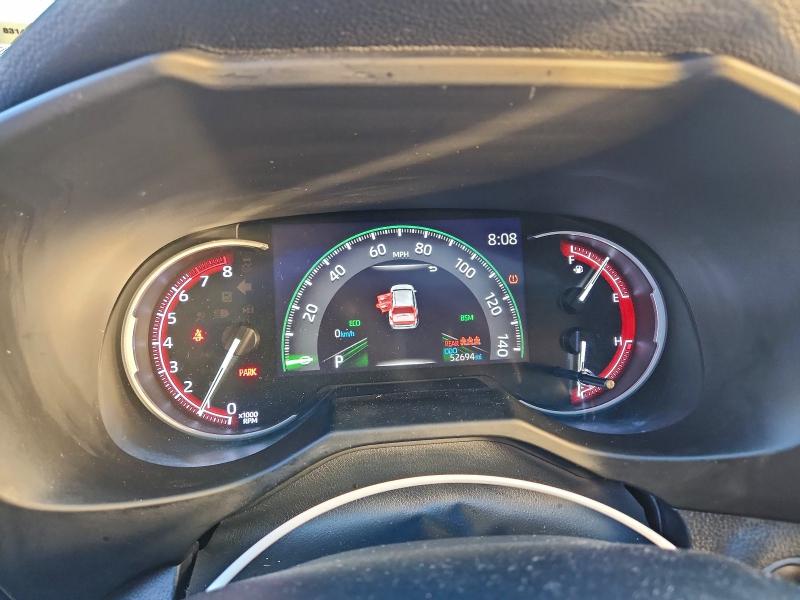 Фото 9 - TOYOTA RAV4