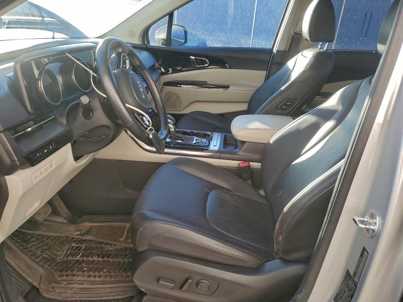 Фото 7 - KIA CARNIVAL E