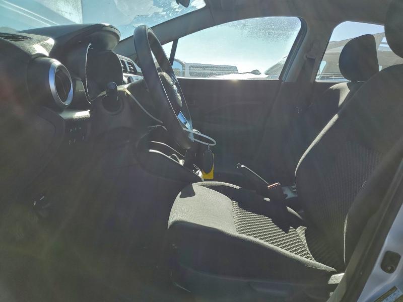 Фото 7 - NISSAN VERSA