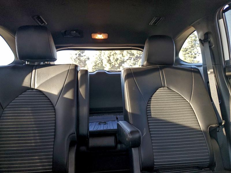 Фото 10 - TOYOTA HIGHLANDER