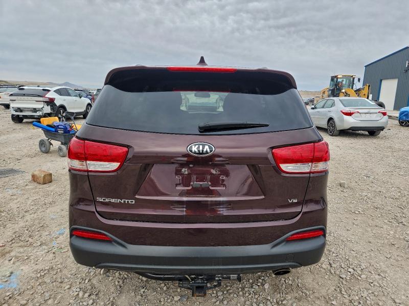 Фото 6 - KIA SORENTO