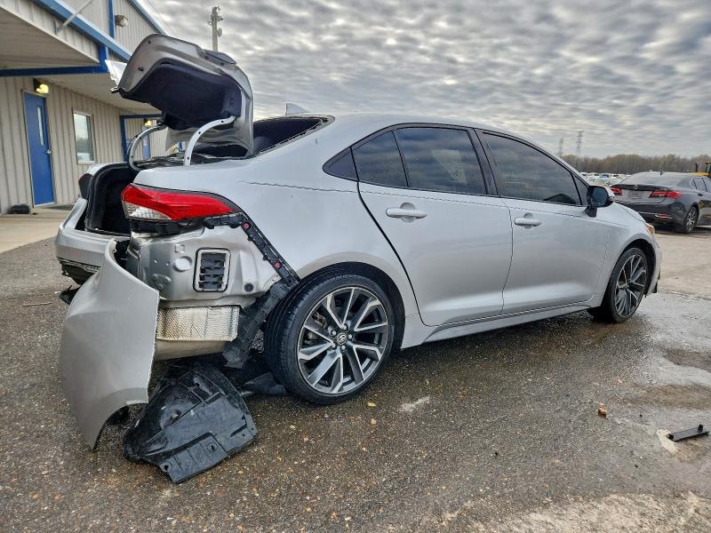 Фото 3 - TOYOTA COROLLA