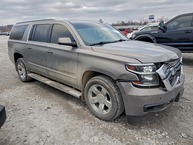 Фото 4 - CHEVROLET SUBURBAN