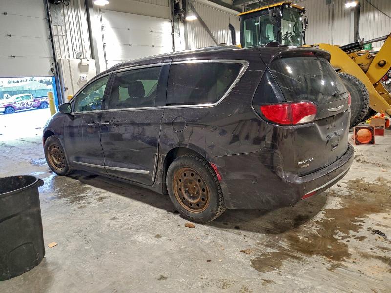 Фото 2 - CHRYSLER PACIFICA